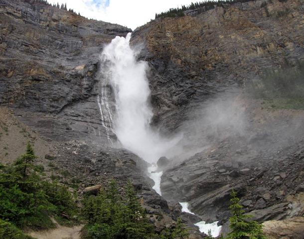 Takakkaw Falls, Yoho National Park, British Columbia, BC, Canada