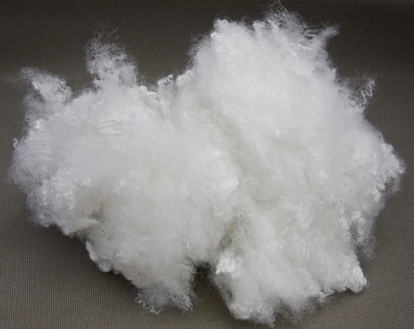 Synthetic fiber fil material