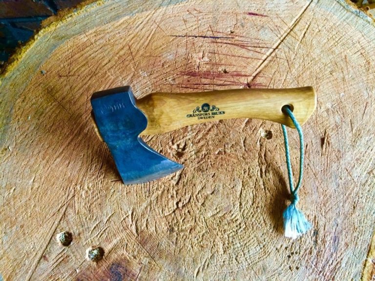 Types of Axes: What to Look for in A Survival Axe
