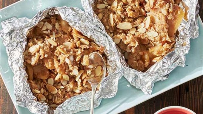 Grilled Apple Crunch