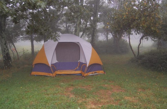 tent on the rain